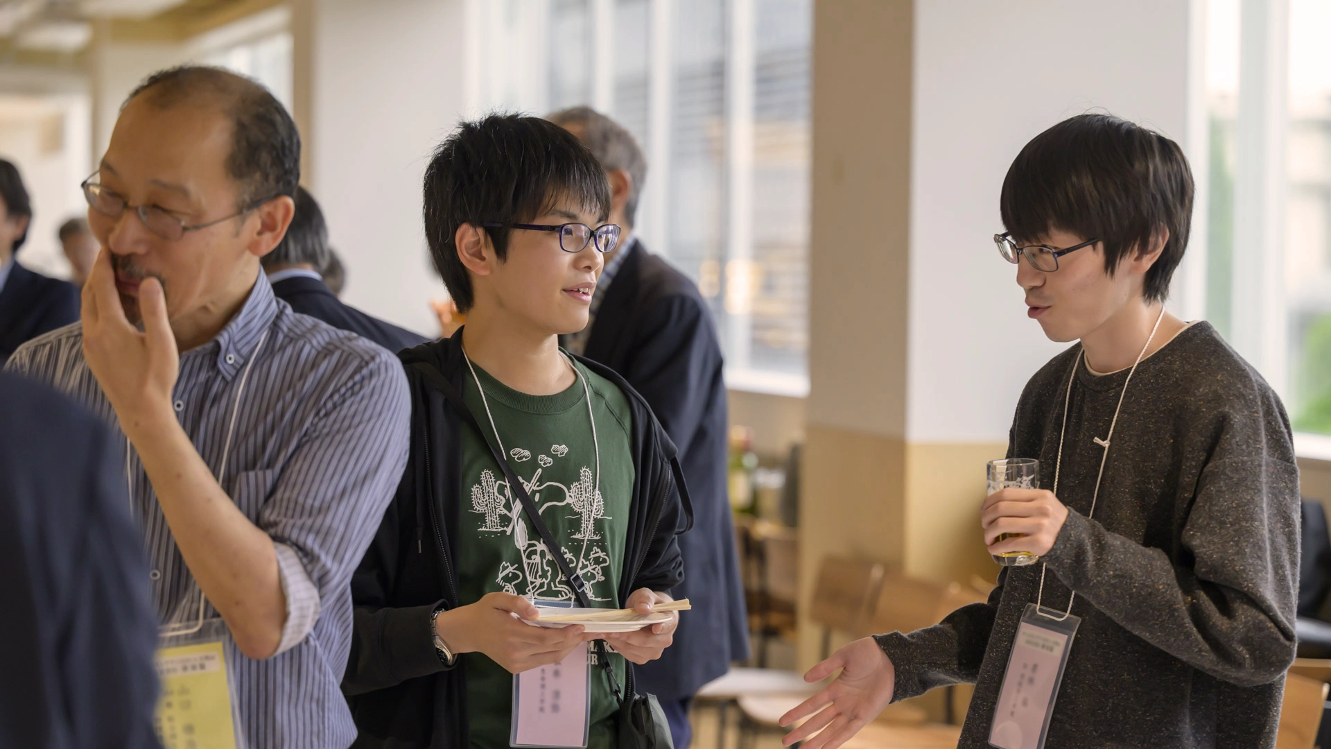 全体交流会は在学生も多数参加