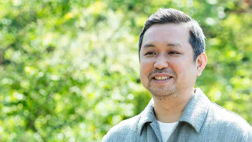 山根亮一