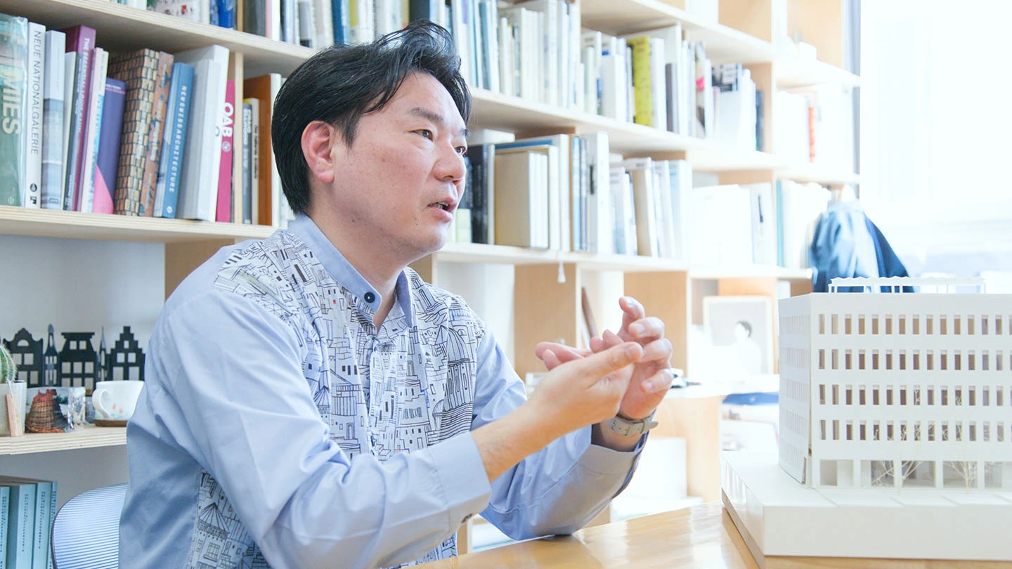 Portrait photography: Associate Professor Ryo Murata