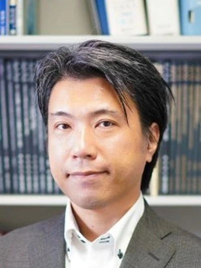 岡田 健一 Kenichi Okada